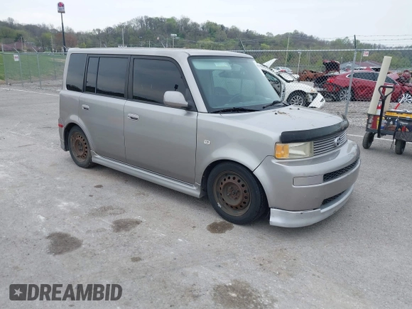 2005 Scion xB z VIN JTLKT324950174470, wystawiony jako IAAI lot #39098296 z przebiegiem 212 252 mil mil oraz . Historia ofert i sprzedaży dostępna na DreamBid. Obrazek 1.