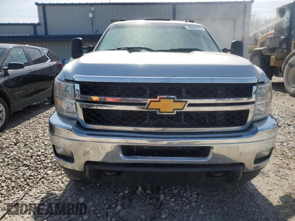 2013 Chevrolet Silverado 3500HD LT with VIN 1GC4K0C85DF242640, listed as a Copart auction lot 48060235 with 285,530 mi miles and Clean Title. Bid and sale history available at carsss.com. Image 5.