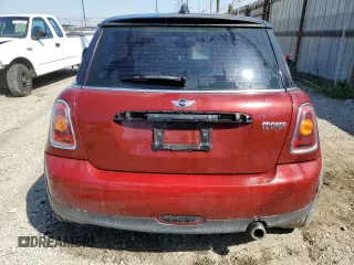 2008 MINI Hardtop with VIN WMWMF335X8TT68198, listed as a Copart auction lot 52207965 with 97,258 mi miles and Clean Title. Bid and sale history available at DreamBid. Image 6.