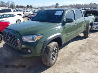 2021 Toyota Tacoma 4WD SR5 with VIN 3TMDZ5BN2MM101265, listed as a IAAI auction lot 41272874 with 51,989 mi miles. Bid and sale history available at carsss.com. Image 18.