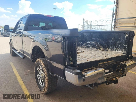 2019 Ford F-250 XL with VIN 1FT7W2BT0KED41596, listed as a IAAI auction lot 42727923 with 246,034 mi miles and . Bid and sale history available at DreamBid. Image 24.