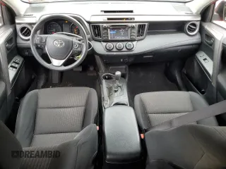 2017 Toyota RAV4 LE z VIN JTMBFREV9HJ118067, wystawiony jako Copart lot #62819085 z przebiegiem 70 408 mil mil oraz Szkoda całkowita • Salvage title. Historia ofert i sprzedaży dostępna na DreamBid. Obrazek 8.