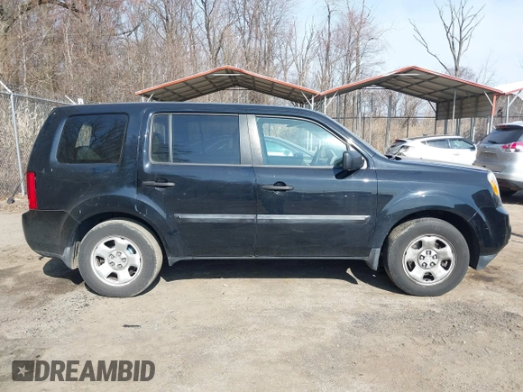 2014 Honda Pilot LX with VIN 5FNYF4H22EB015512, listed as a IAAI auction lot 41753515 with 152,287 mi miles and . Bid and sale history available at DreamBid. Image 13.