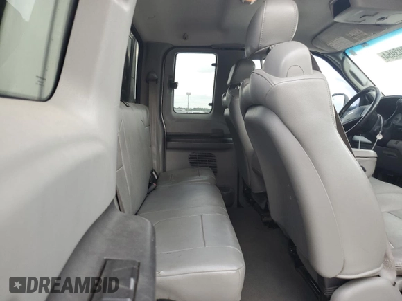 2006 Ford Super Duty F-250 XL with VIN 1FTSX21P16EA36349, listed as a Copart auction lot 73003954 with 277,435 mi miles and Salvage Title. Bid and sale history available at carsss.com. Image 10.