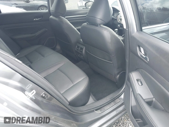 2019 Nissan Altima 2.5 Platinum with VIN 1N4BL4FW5KC194471, listed as a IAAI auction lot 41921471 with 28,313 mi miles. Bid and sale history available at carsss.com. Image 8.