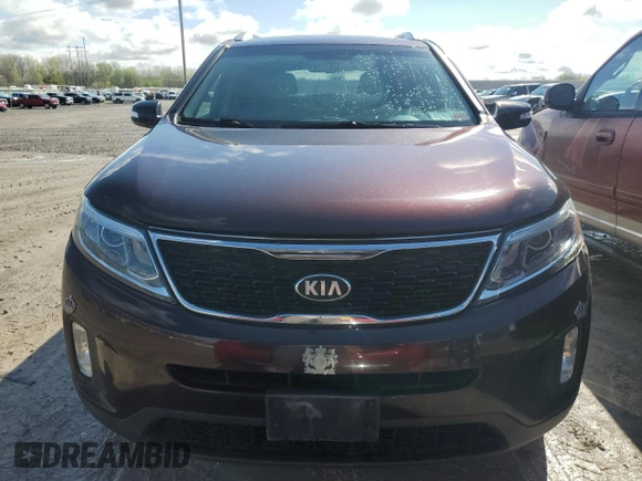 2014 Kia Sorento LX with VIN 5XYKT3A69EG452048, listed as a Copart auction lot 56051085 with 224,618 mi miles and Clean Title. Bid and sale history available at DreamBid. Image 5.