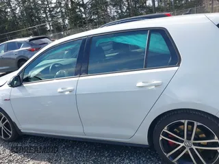2017 Volkswagen GTI S z VIN 3VW447AU3HM041888, wystawiony jako IAAI lot #41828186 z przebiegiem 53 307 mil mil oraz . Historia ofert i sprzedaży dostępna na DreamBid. Obrazek 14.
