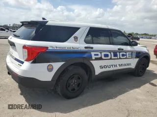 2020 Ford Police Interceptor Utility z VIN 1FM5K8AW7LGA55408, wystawiony jako Copart lot #51137325 z przebiegiem 47 670 mil mil oraz Nie do naprawy • Non repairable. Historia ofert i sprzedaży dostępna na DreamBid. Obrazek 3.