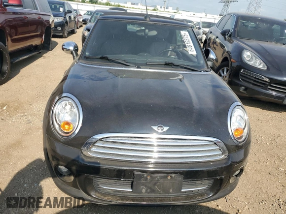 2011 MINI Convertible with VIN WMWZN3C57BT133547, listed as a Copart auction lot 64819375 with Not provided miles and Clean title. Bid and sale history available at DreamBid. Image 5.
