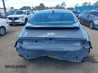2023 Hyundai Ioniq 6 SEL z VIN KMHM34AA5PA033700, wystawiony jako IAAI lot #41954862 z przebiegiem 16 304 mil mil oraz . Historia ofert i sprzedaży dostępna na DreamBid. Obrazek 17.