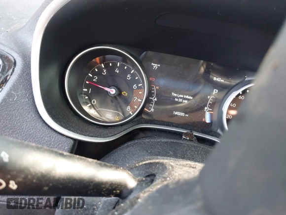 2018 Jeep Compass Latitude with VIN 3C4NJDBB0JT395844, listed as a IAAI auction lot 42405343 with 140,220 mi miles and . Bid and sale history available at DreamBid. Image 7.