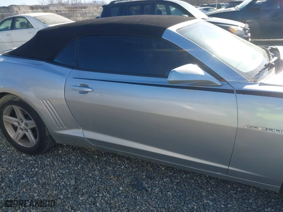 2012 Chevrolet Camaro 1LT with VIN 2G1FB3D34C9197932, listed as a IAAI auction lot 41738439 with 142,636 mi miles. Bid and sale history available at carsss.com. Image 14.