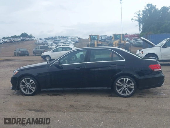 2014 Mercedes-Benz E 350 Sport with VIN WDDHF5KB2EA977354, listed as a IAAI auction lot 42403760 with 92,055 mi miles and . Bid and sale history available at DreamBid. Image 14.