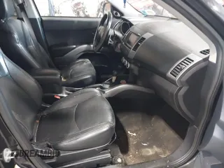 2007 Mitsubishi Outlander XLS z VIN JA4MT41X87Z001991, wystawiony jako IAAI lot #42200951 z przebiegiem 202 866 mil mil oraz . Historia ofert i sprzedaży dostępna na DreamBid. Obrazek 5.