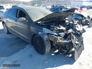 2014 Ford Fusion SE with VIN 3FA6P0HDXER103016, listed as a IAAI auction lot 41577769 with 1 mi miles. Bid and sale history available at carsss.com. Image 1.