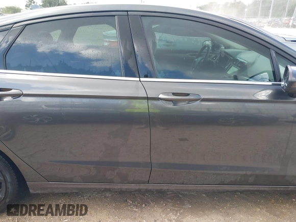 2019 Ford Fusion SE with VIN 3FA6P0HD7KR169700, listed as a IAAI auction lot 42064494 with 56,463 mi miles and . Bid and sale history available at DreamBid. Image 13.
