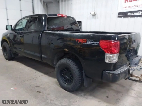 2013 Toyota Tundra 4WD Truck with VIN 5TFUW5F17DX305344, listed as a IAAI auction lot 41310441 with 291,061 mi miles. Bid and sale history available at carsss.com. Image 3.