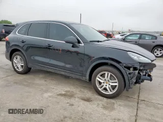 2016 Porsche Cayenne z VIN WP1AA2A26GKA13863, wystawiony jako Copart lot #55081365 z przebiegiem 178 612 mil mil oraz Szkoda całkowita • Salvage title. Historia ofert i sprzedaży dostępna na DreamBid. Obrazek 4.