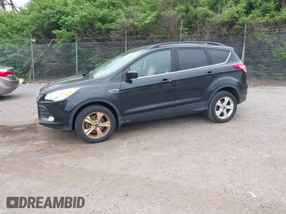 2015 Ford Escape SE with VIN 1FMCU9GX8FUA13813, listed as a IAAI auction lot 42075105 with 109,737 mi miles. Bid and sale history available at carsss.com. Image 2.
