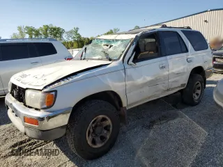 1998 Toyota 4Runner SR5 z VIN JT3GN86R0W0066517, wystawiony jako Copart lot #51665935 z przebiegiem 282 779 mil mil oraz Szkoda całkowita • Salvage title. Historia ofert i sprzedaży dostępna na DreamBid. Obrazek 1.
