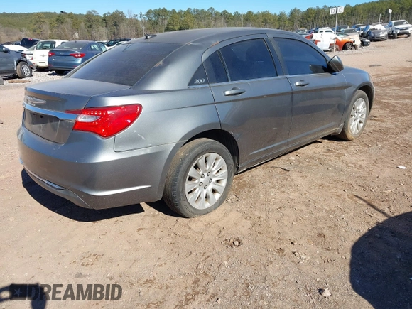 2013 Chrysler 200 LX with VIN 1C3CCBAB4DN640550, listed as a IAAI auction lot 41339796 with 136,235 mi miles. Bid and sale history available at carsss.com. Image 4.