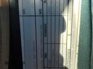 1995 GMC Vandura z VIN 1GDEG25K2SF543904, wystawiony jako Copart lot #68934904 z przebiegiem 949 271 mil mil oraz Szkody całkowita. Historia ofert i sprzedaży dostępna na DreamBid. Obrazek 13.