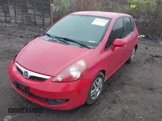 2007 Honda Fit с VIN JHMGD38497S045303, выставлен на аукционе IAAI как лот 42225334 с пробегом 199 886 миль миль и . История ставок и продаж доступна на DreamBid. Изображение 2.