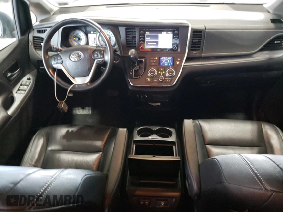 2019 Toyota Sienna SE с VIN 5TDEZ3DC3KS221691, выставлен на аукционе Copart как лот 68318484 с пробегом 59 319 миль миль и Списание • Salvage title. История ставок и продаж доступна на DreamBid. Изображение 8.