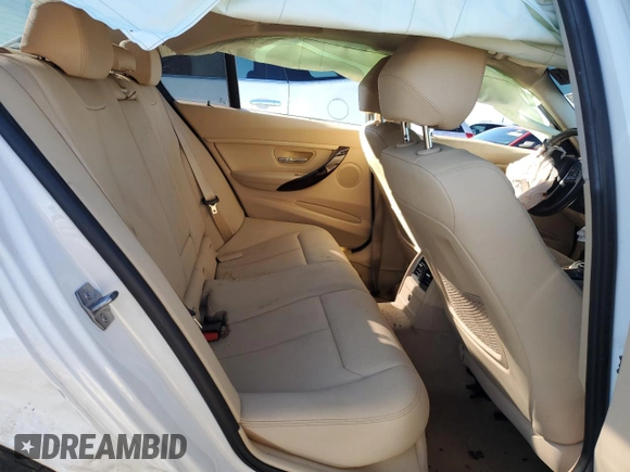 2014 BMW 3 Series 328i xDrive with VIN WBA3B3C52EJ981592, listed as a Copart auction lot 81145484 with 86,247 mi miles and Salvage Title. Bid and sale history available at carsss.com. Image 10.