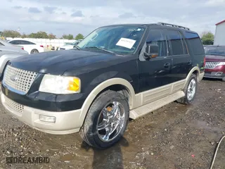 2005 Ford Expedition Eddie Bauer with VIN 1FMPU17585LA49135, listed as a IAAI auction lot 41121522 with 1 mi miles. Bid and sale history available at carsss.com. Image 2.