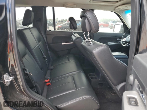 2010 Jeep Liberty Limited z VIN 1J4PN5GK9AW121364, wystawiony jako Copart lot #52558975 z przebiegiem 115 057 mil mil oraz Czysty tytuł • Clean title. Historia ofert i sprzedaży dostępna na DreamBid. Obrazek 11.