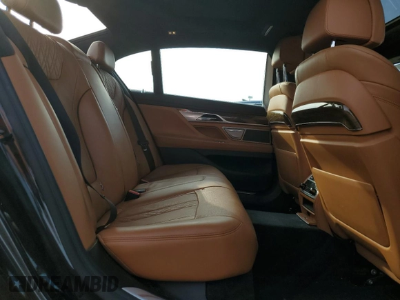 2016 BMW 7 Series 750i xDrive с VIN WBA7F2C53GG420706, выставлен на аукционе Copart как лот 76697534 с пробегом 59 885 миль миль и Чистый • Clean title. История ставок и продаж доступна на DreamBid. Изображение 10.