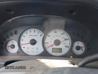 2004 Ford Escape XLT z VIN 1FMYU03144KA97818, wystawiony jako IAAI lot #42213241 z przebiegiem 183 280 mil mil oraz . Historia ofert i sprzedaży dostępna na DreamBid. Obrazek 7.