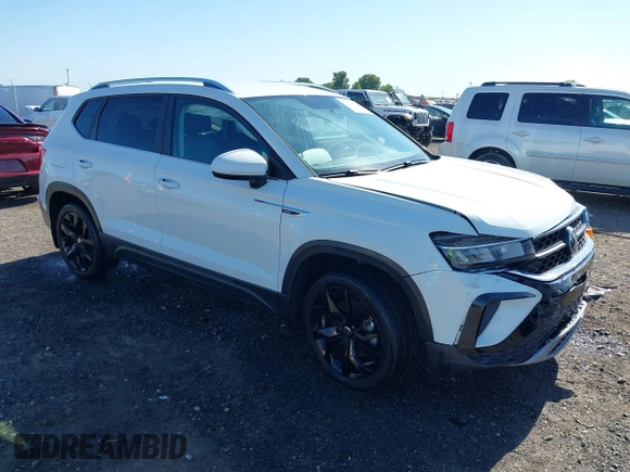 2022 Volkswagen Taos SE z VIN 3VVRX7B2XNM076678, wystawiony jako IAAI lot #42323230 z przebiegiem 23 619 mil mil oraz . Historia ofert i sprzedaży dostępna na DreamBid. Obrazek 1.