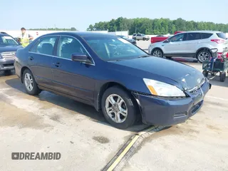 2006 Honda Accord LX SE с VIN 1HGCM56396A082699, выставлен на аукционе IAAI как лот 42400703 с пробегом 237 094 миль миль и . История ставок и продаж доступна на DreamBid. Изображение 1.