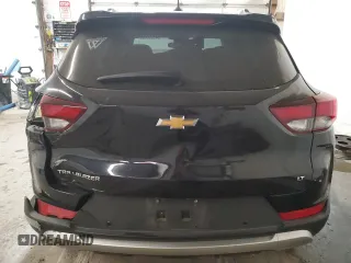 2021 Chevrolet TrailBlazer LT with VIN KL79MPSLXMB042405, listed as a Copart auction lot 54553083 with 61,604 mi miles. Bid and sale history available at carsss.com. Image 6.