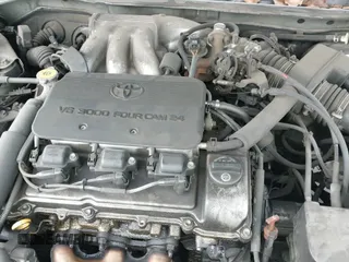 2000 Toyota Camry LE z VIN JT2BF28K1Y0285997, wystawiony jako IAAI lot #41784773 z przebiegiem 159 403 mil mil oraz . Historia ofert i sprzedaży dostępna na DreamBid. Obrazek 12.