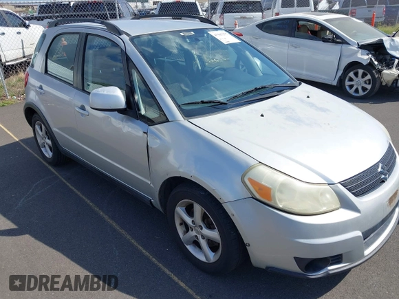 2009 Suzuki SX4 Man FWD with VIN JS2YA413396201567, listed as a IAAI auction lot 41567377 with 110,894 mi miles. Bid and sale history available at carsss.com. Image 6.