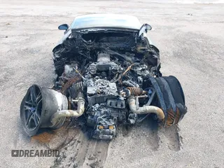 2021 Audi R8 z VIN WUAKBAFX5M7900468, wystawiony jako IAAI lot #41214857 z przebiegiem Nie podano mil oraz . Historia ofert i sprzedaży dostępna na DreamBid. Obrazek 13.