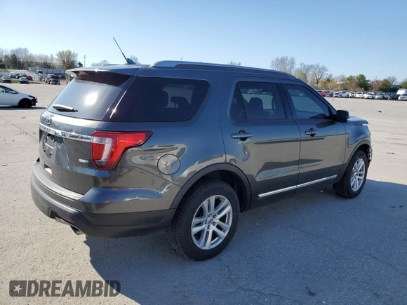 2019 Ford Explorer XLT z VIN 1FM5K8DH7KGA65271, wystawiony jako Copart lot #48999115 z przebiegiem 115 564 mil mil oraz Szkoda całkowita • Salvage title. Historia ofert i sprzedaży dostępna na DreamBid. Obrazek 3.