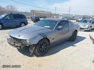 2006 Ford Mustang GT Deluxe with VIN 1ZVFT82H265205976, listed as a IAAI auction lot 41793786 with NaN miles. Bid and sale history available at carsss.com. Image 18.