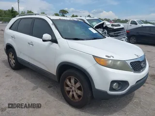 2011 Kia Sorento LX with VIN 5XYKT4A14BG125773, listed as a IAAI auction lot 42362501 with 244,441 mi miles and . Bid and sale history available at DreamBid. Image 1.