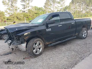 2016 Ram 1500 Big Horn z VIN 1C6RR7TT2GS309728, wystawiony jako IAAI lot #42149278 z przebiegiem 102 548 mil mil oraz . Historia ofert i sprzedaży dostępna na DreamBid. Obrazek 2.