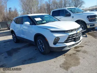 2025 Chevrolet Blazer LT with VIN 3GNKBHR41SS150662, listed as a IAAI auction lot 41842035 with 9,087 mi miles. Bid and sale history available at carsss.com. Image 1.