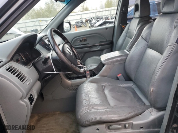 2004 Honda Pilot EX with VIN 2HKYF18604H548587, listed as a Copart auction lot 52141915 with 214,000 mi miles and Salvage Title. Bid and sale history available at carsss.com. Image 7.
