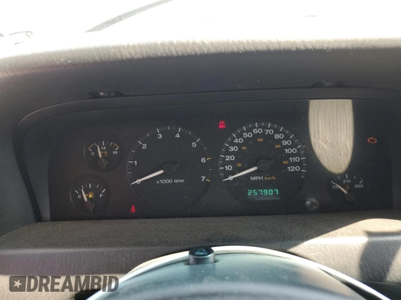 2002 Jeep Grand Cherokee Laredo with VIN 1J4GW48S92C319161, listed as a Copart auction lot 59304035 with 257,907 mi miles and Salvage title. Bid and sale history available at DreamBid. Image 9.