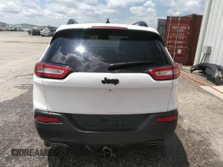 2016 Jeep Cherokee Latitude with VIN 1C4PJLCS8GW229995, listed as a IAAI auction lot 42534085 with 158,263 mi miles and . Bid and sale history available at DreamBid. Image 16.