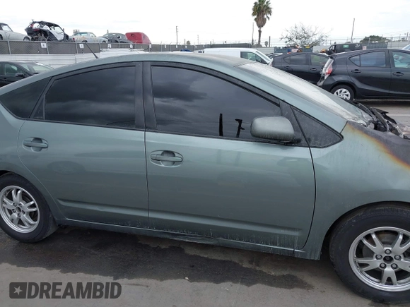 2004 Toyota Prius with VIN JTDKB20U840019578, listed as a IAAI auction lot 42045925 with Not Provided miles and . Bid and sale history available at DreamBid. Image 13.