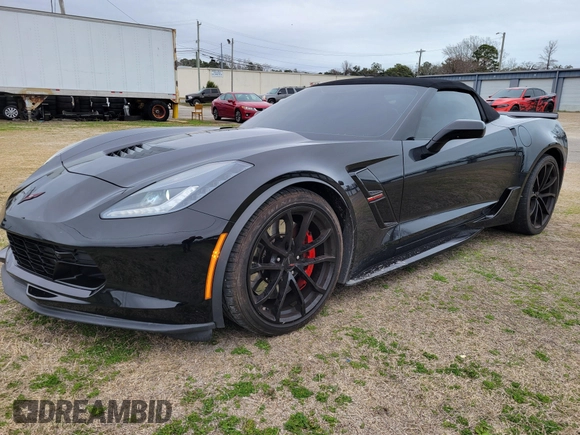2019 Chevrolet Corvette Grand Sport 2LT with VIN 1G1YY3D72K5121941, listed as a IAAI auction lot 42027735 with 33,476 mi miles. Bid and sale history available at carsss.com. Image 2.