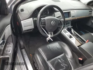 2012 Jaguar XF z VIN SAJWA0FB3CLS51714, wystawiony jako Copart lot #44529555 z przebiegiem Nie podano mil oraz Czysty tytuł • Clean title. Historia ofert i sprzedaży dostępna na DreamBid. Obrazek 8.